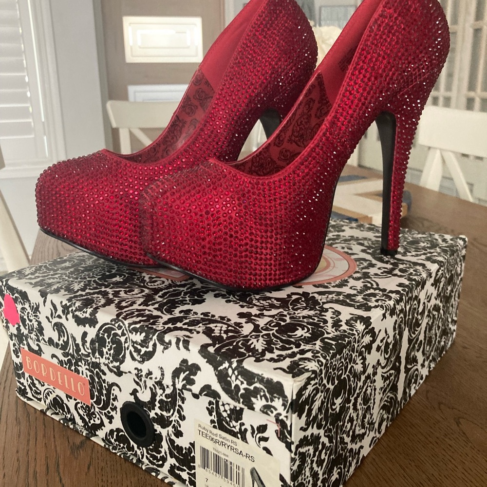 Bordello Glittering Ruby Heels